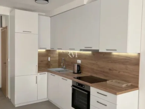 Rent, two bedroom apartment, 70m², Gradiošnica, Tivat - image 4