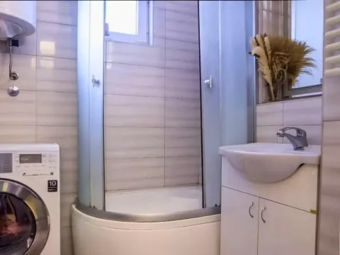 Sale, two bedroom apartment, 65m², Bulevar Oslobodjenja, Novi Sad Sve Podlokacije - image 9