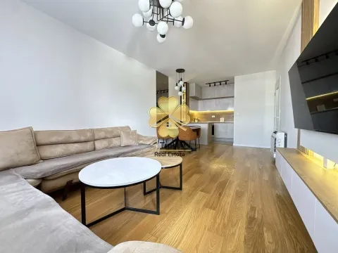 Izdavanje, dvosoban stan, 75m², Central Point, Podgorica - image 2