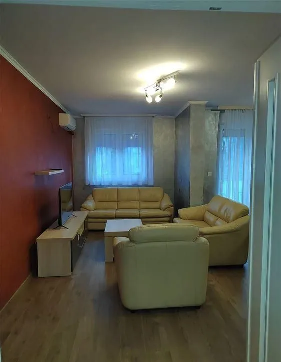Rent, three bedroom apartment, 75m², Voždovac Sve Podlokacije, Beograd