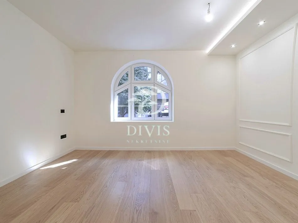 Sale, three bedroom apartment, 70m², Stari Grad, Beograd