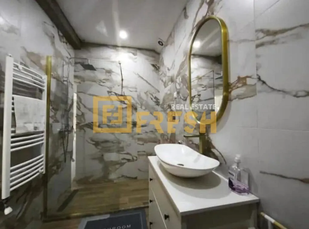 Prodaja, stan, 350m², Vranići, Podgorica