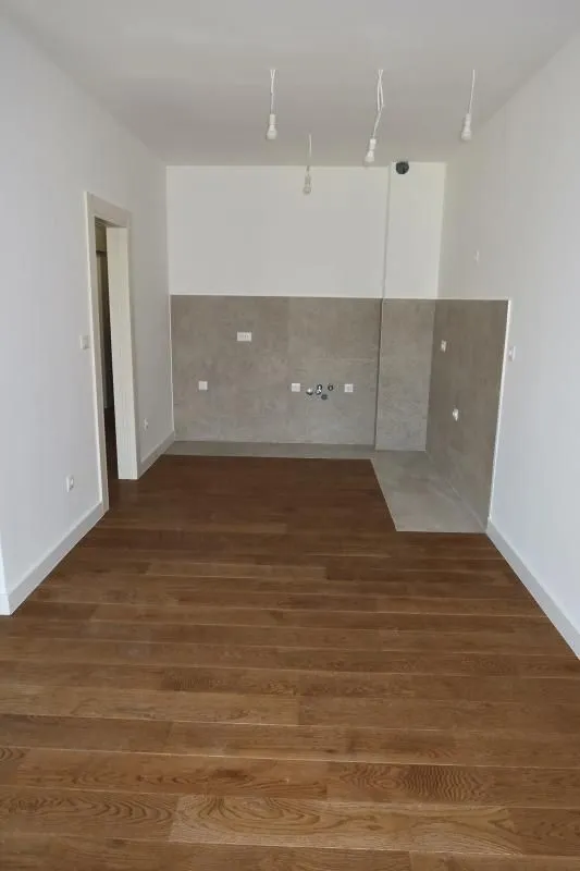 Prodaja, trosoban stan, 115m², Gorica C, Podgorica