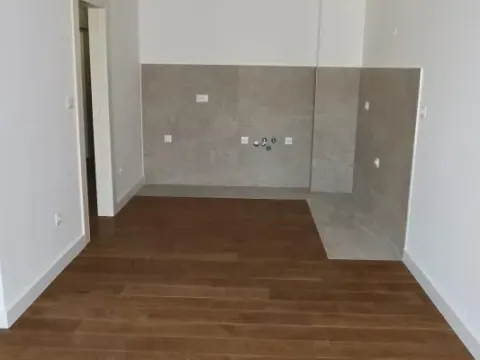 Sale, three bedroom apartment, 115m², Gorica C, Podgorica - image 10