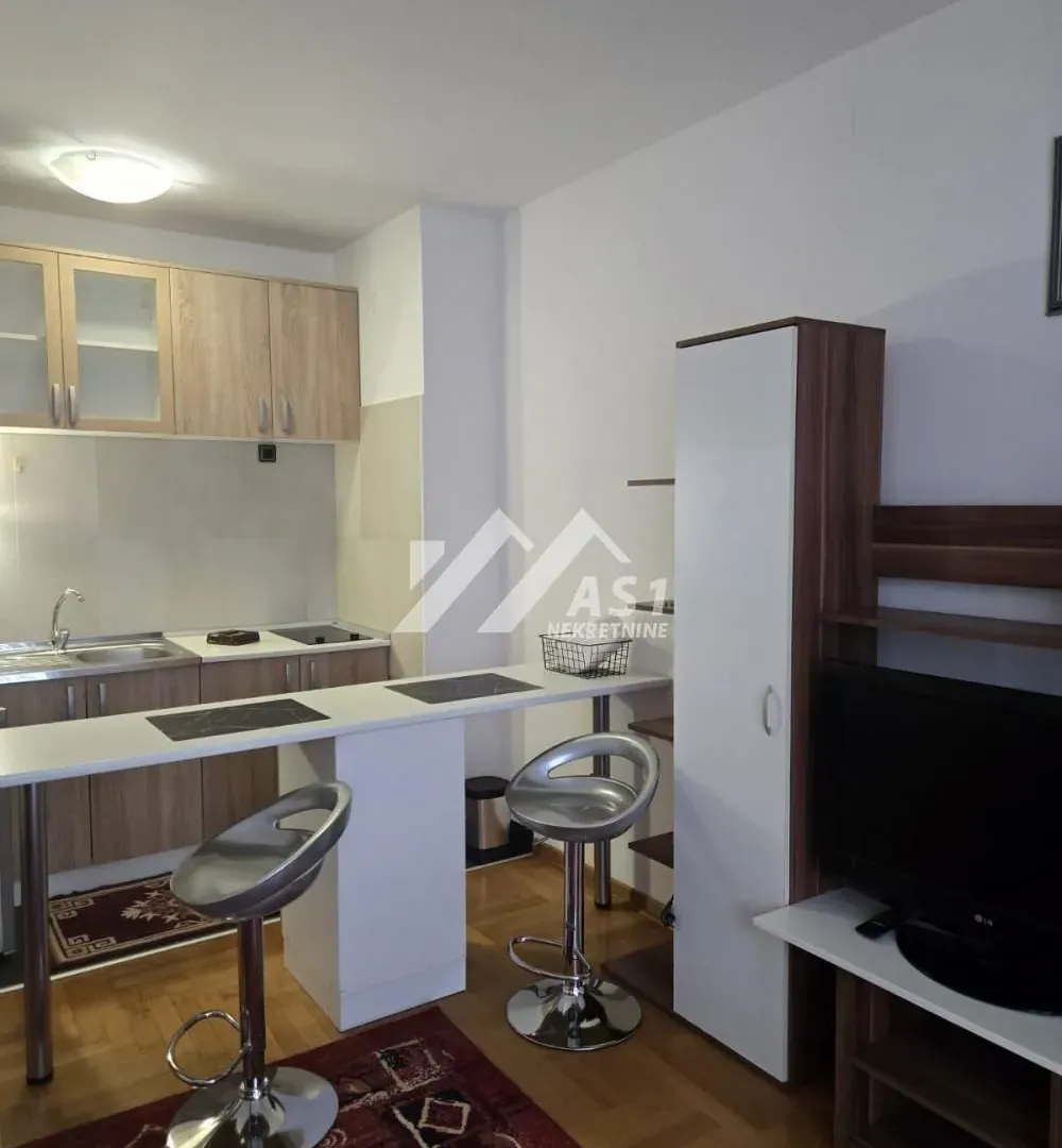 Rent, apartment, 30m², Grbavica, Novi Sad Sve Podlokacije