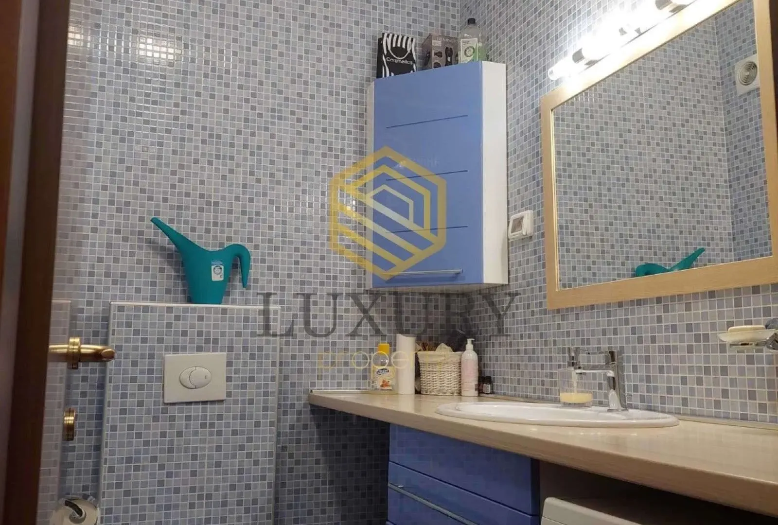 Izdavanje, dvosoban stan, 88m², City Kvart, Podgorica