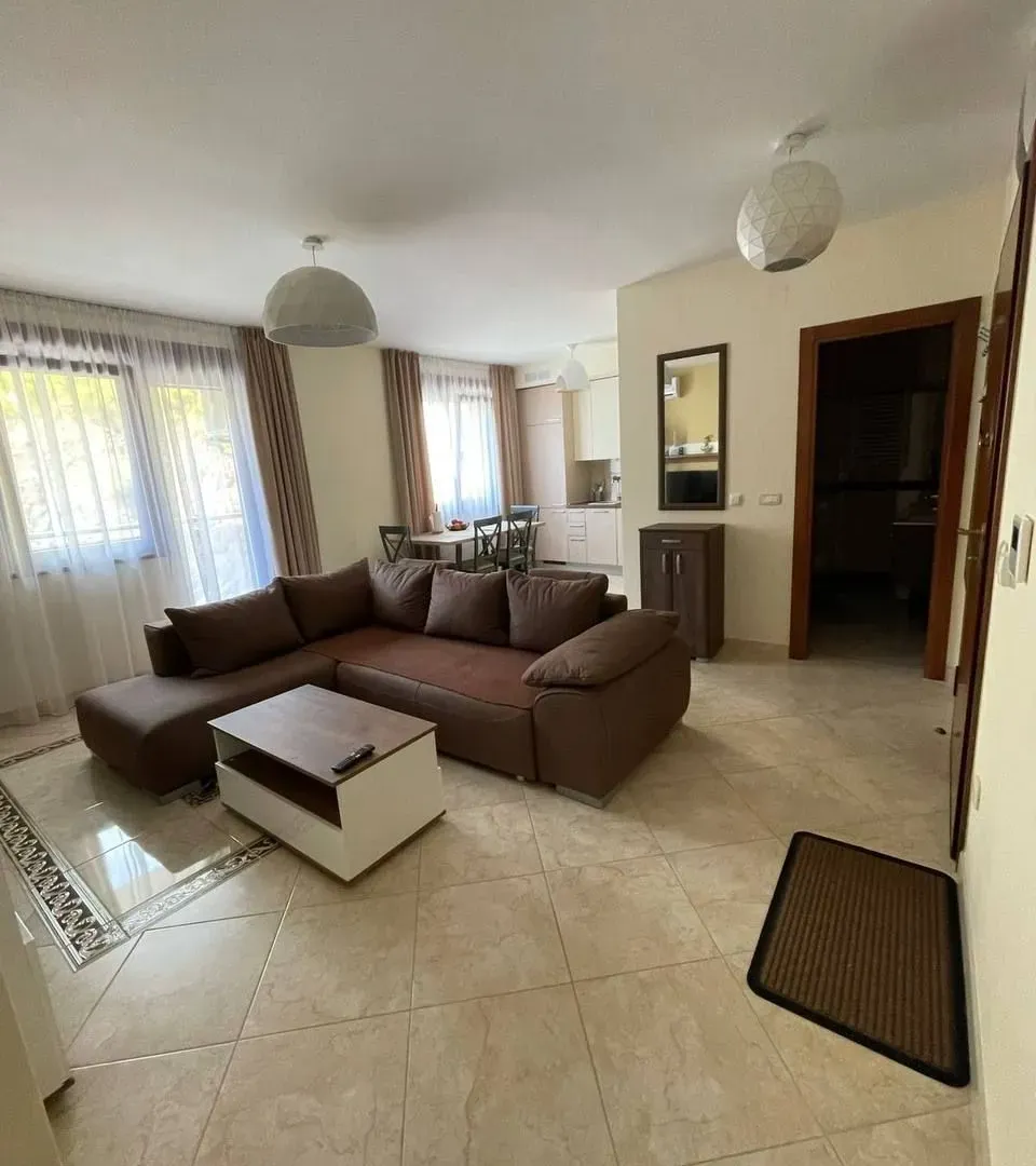 Prodaja, jednosoban stan, 70m², Budva, Crna Gora