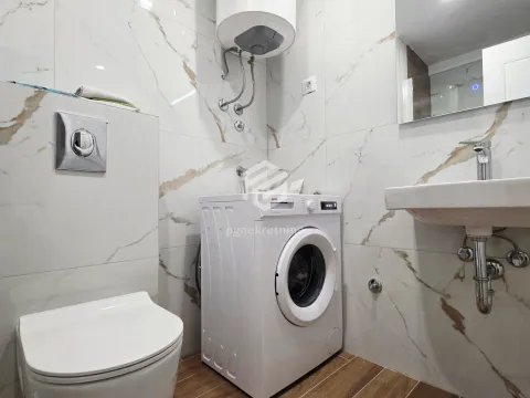 Rent, one bedroom apartment, 52m², Stari Aerodrom, Podgorica - image 7