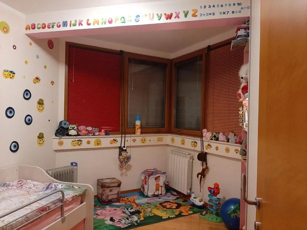 Izdavanje, dvosoban stan, 75m², Preko Morače, Podgorica