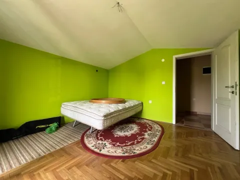 Prodaja, kuća, 170m², Murtovina, Podgorica - image 16