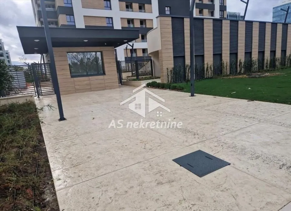 Rent, four bedroom apartment, 105m², Novi Beograd Blok 65, Novi Beograd Sve Podlokacije