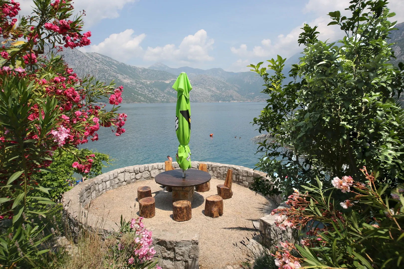 Prodaja, kuća, 235m², Kostanjica, Kotor
