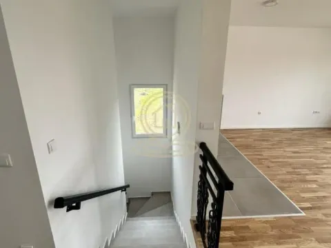 Prodaja, stan, 225m², Karagača, Petrovaradin - image 24