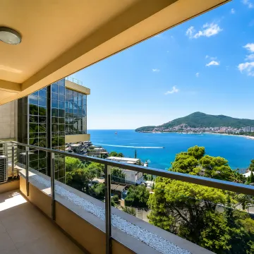 Rent, three bedroom apartment, 150m², Dukley Gardens, Budva - image 8