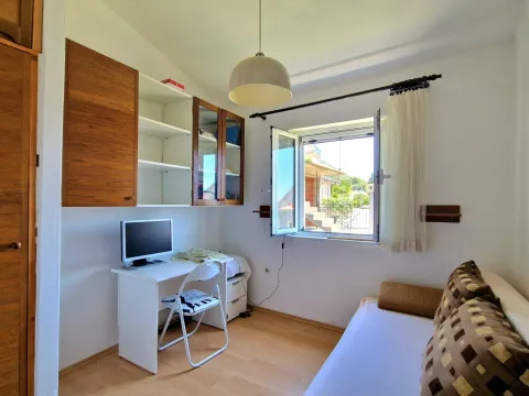 Prodaja, kuća, 150m², Blizikuće, Budva - image 13