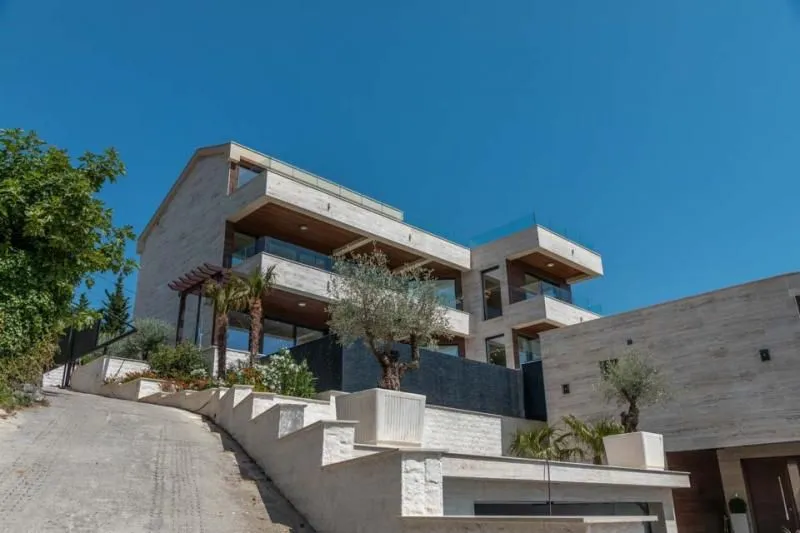 Prodaja, kuća, 452m², Marići, Tivat