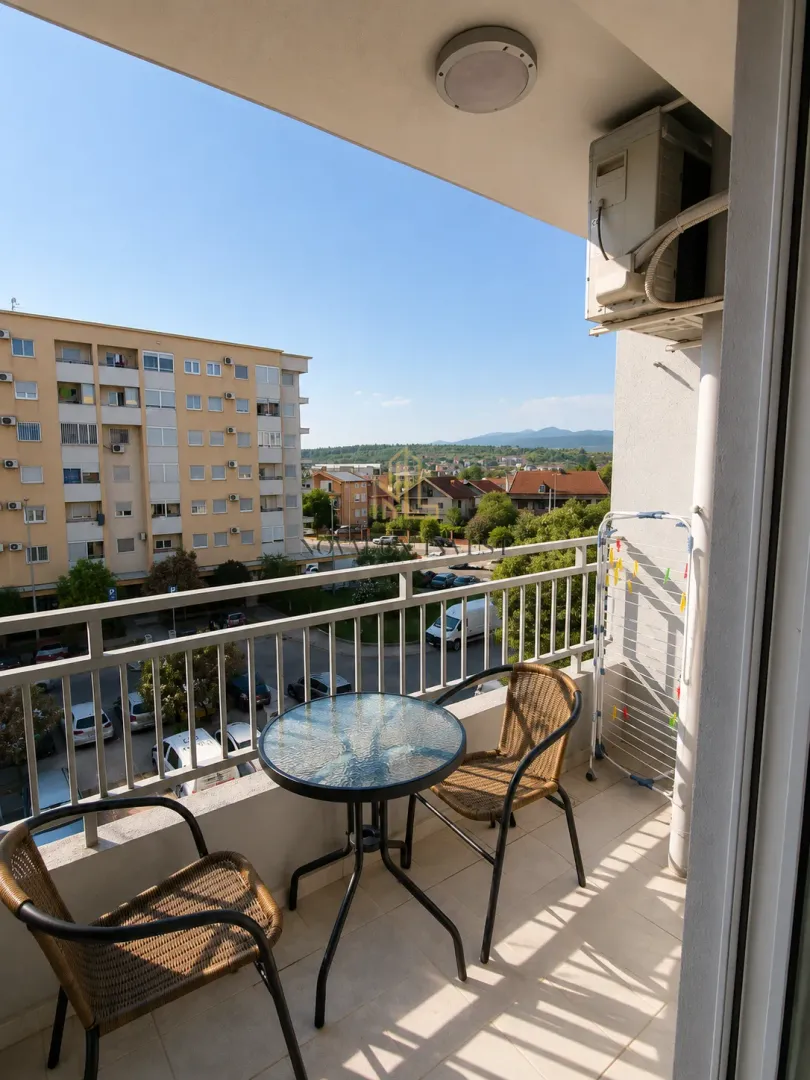 Izdavanje, jednosoban stan, 44m², Stari Aerodrom, Podgorica
