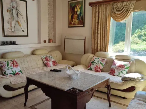 Sale, house, 200m², Bečići, Budva - image 2