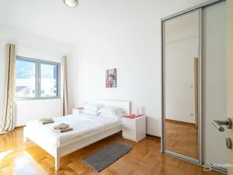 Prodaja, dvosoban stan, 84m², Morinj, Kotor - image 9
