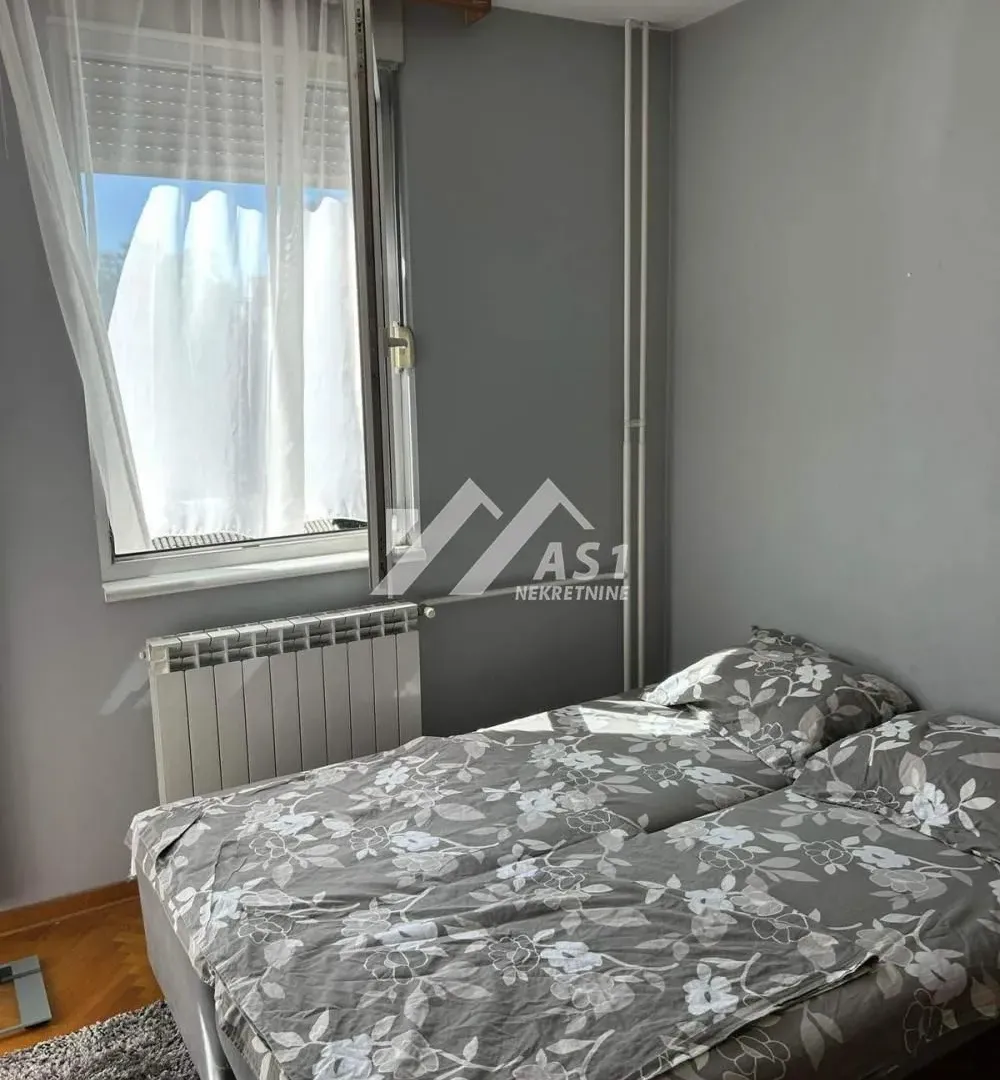 Izdavanje, trosoban stan, 72m², Grbavica, Novi Sad Sve Podlokacije