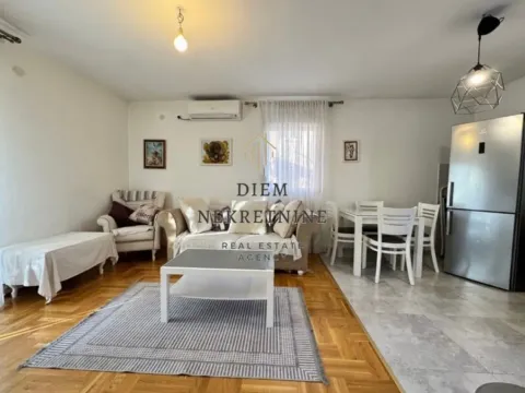 Rent, house, 70m², Velje Brdo, Podgorica - image 5