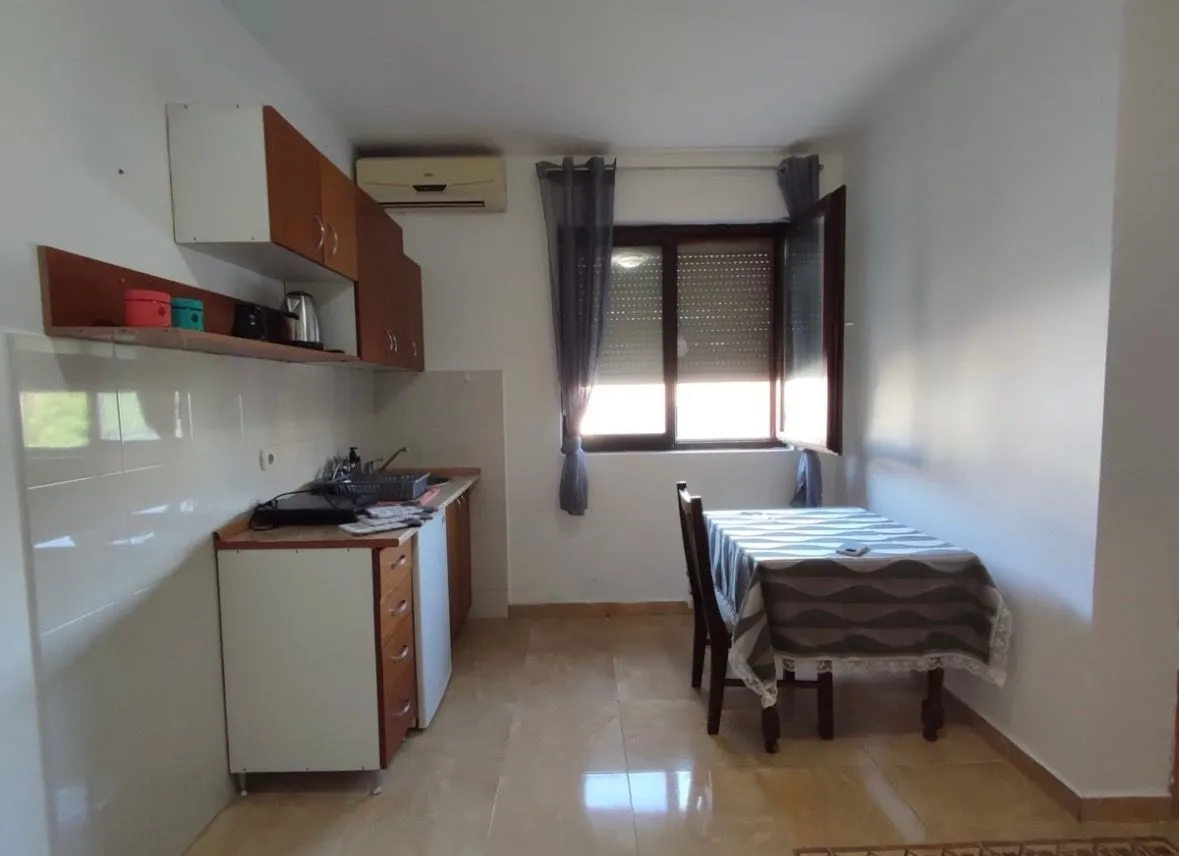 Rent, one bedroom apartment, 40m², Šušanj, Bar