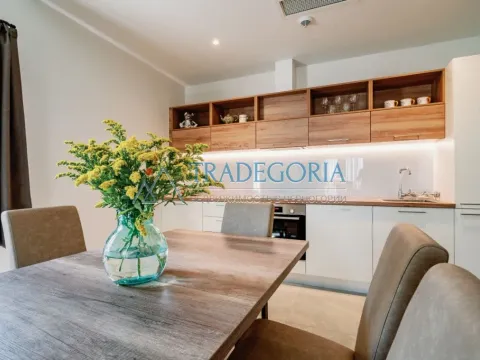 Prodaja, dvosoban stan, 85m², Radovići, Tivat - image 2
