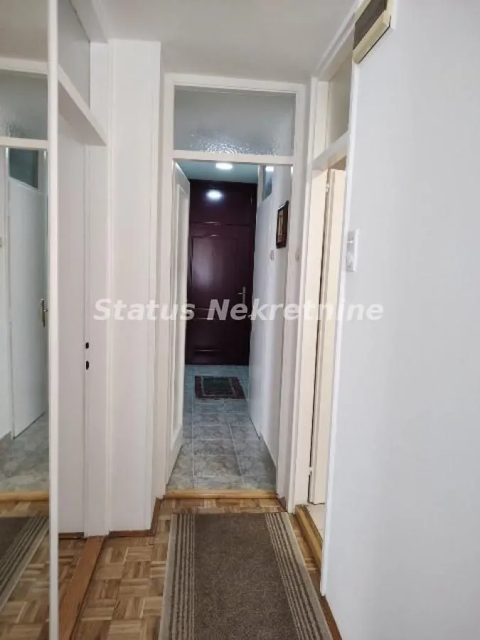 Izdavanje, trosoban stan, 61m², Spens, Novi Sad Sve Podlokacije