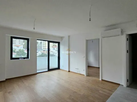 Prodaja, jednosoban stan, 45m², Budva, Crna Gora - image 3