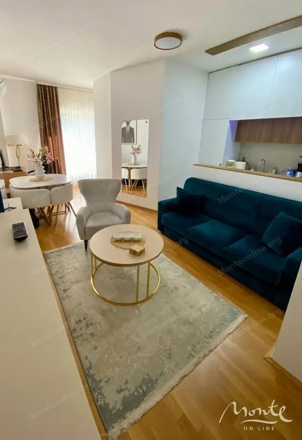 Prodaja, jednosoban stan, 35m², Ljubović, Podgorica