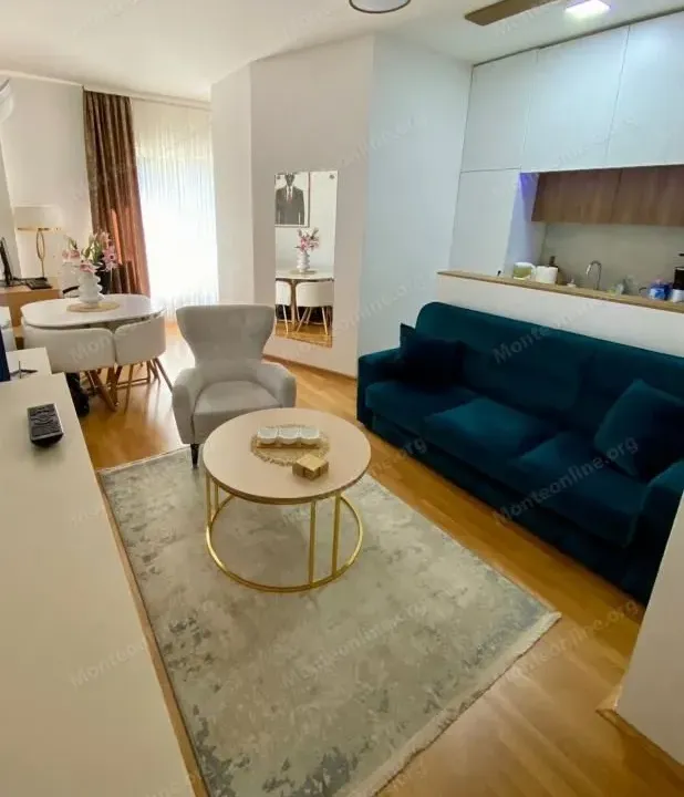 Prodaja, jednosoban stan, 35m², Ljubović, Podgorica