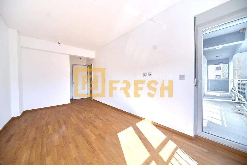 Prodaja, trosoban stan, 104m², Stari Aerodrom, Podgorica