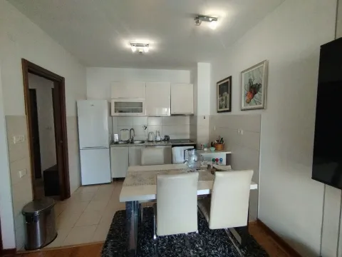 Izdavanje, stan, 65m², City Kvart, Podgorica - image 3