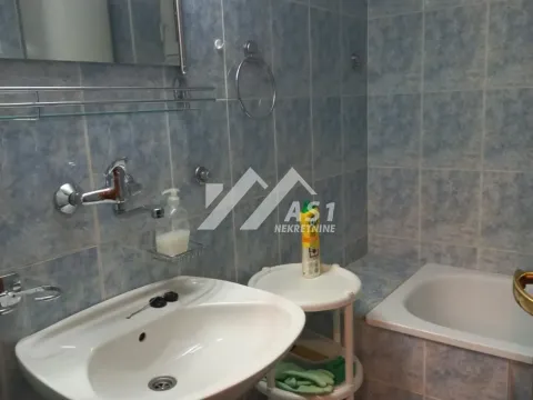 Izdavanje, jednosoban stan, 38m², Grbavica, Novi Sad Sve Podlokacije - image 6