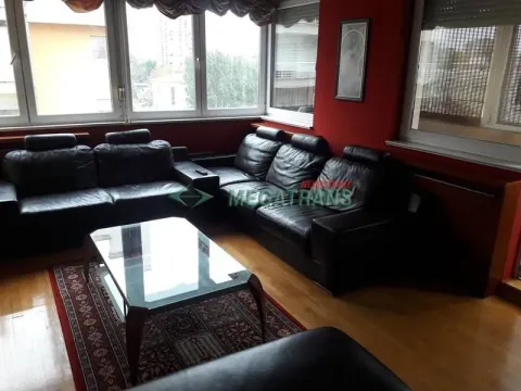 Izdavanje, trosoban stan, 86m², Grbavica, Novi Sad Sve Podlokacije - image 2