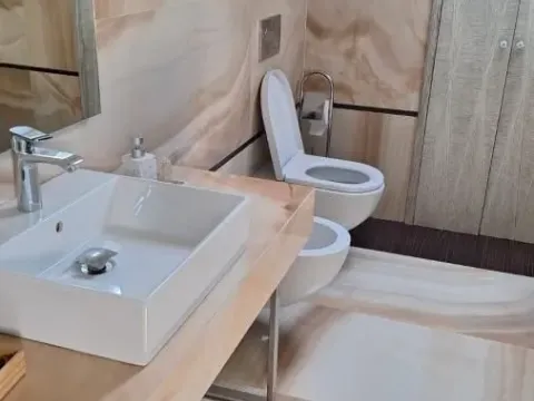 Izdavanje, četvorosoban stan, 270m², Kalenić Pijaca, Vračar Sve Podlokacije - image 16