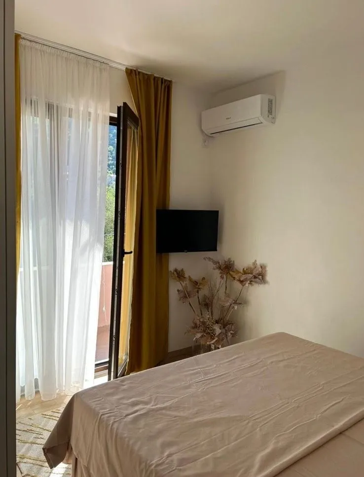 Rent, two bedroom apartment, 70m², Seljanovo, Tivat