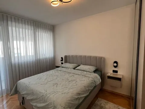 Izdavanje, trosoban stan, 102m², Preko Morače, Podgorica - image 12