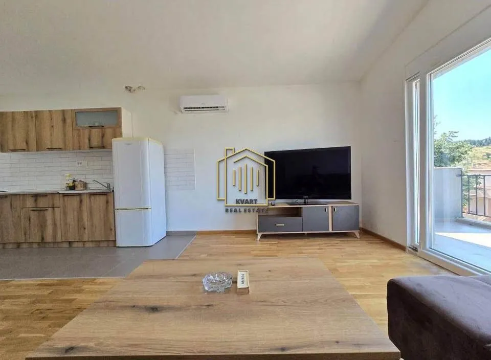 Prodaja, jednosoban stan, 80m², Zagorič, Podgorica