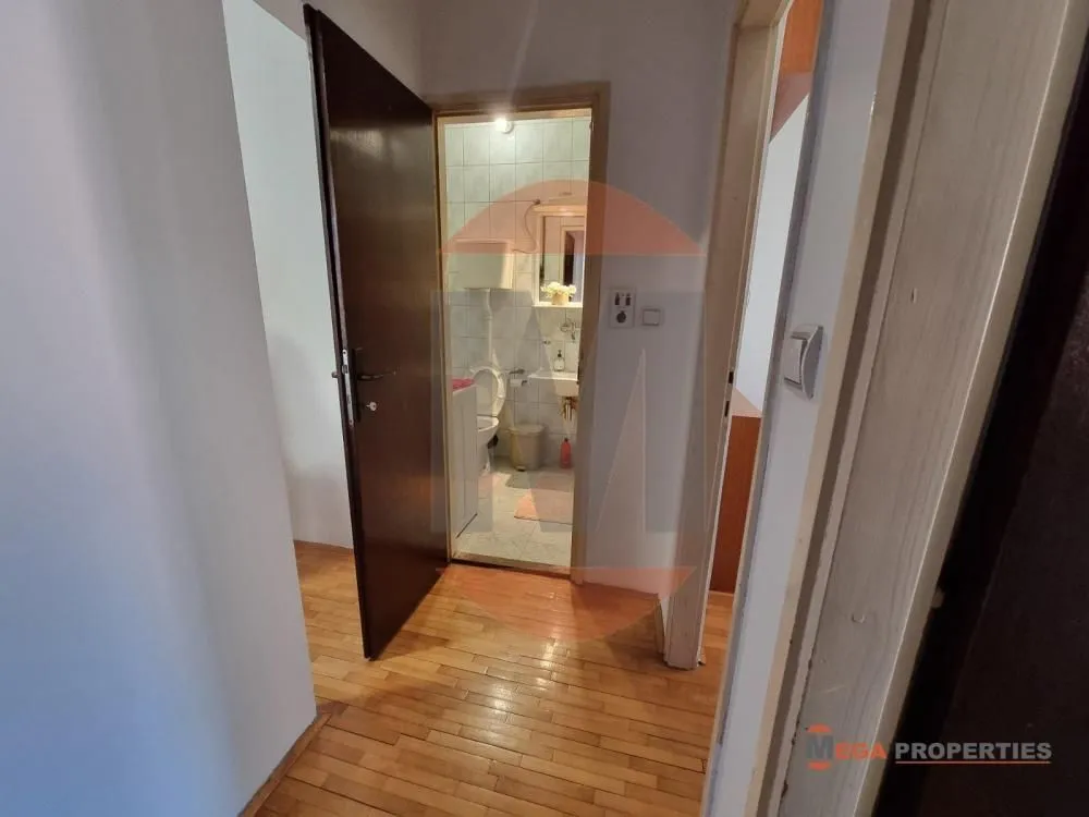 Rent, three bedroom apartment, 60m², Crveni Krst, Beograd
