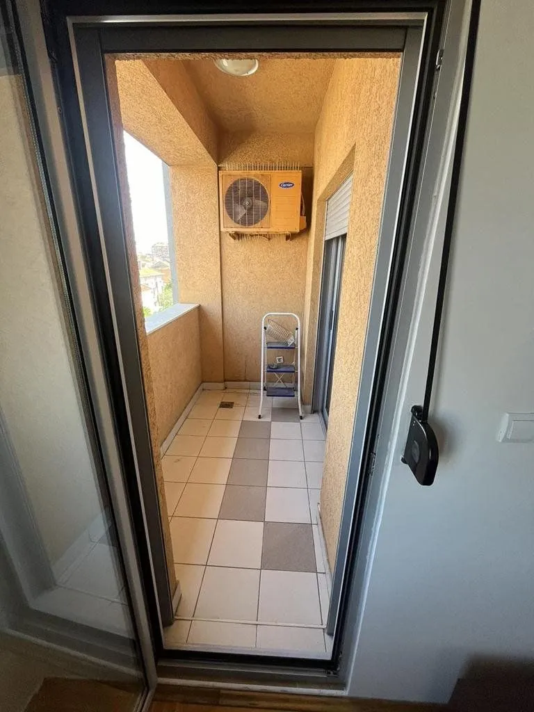 Rent, one bedroom apartment, 51m², Stari Aerodrom, Podgorica