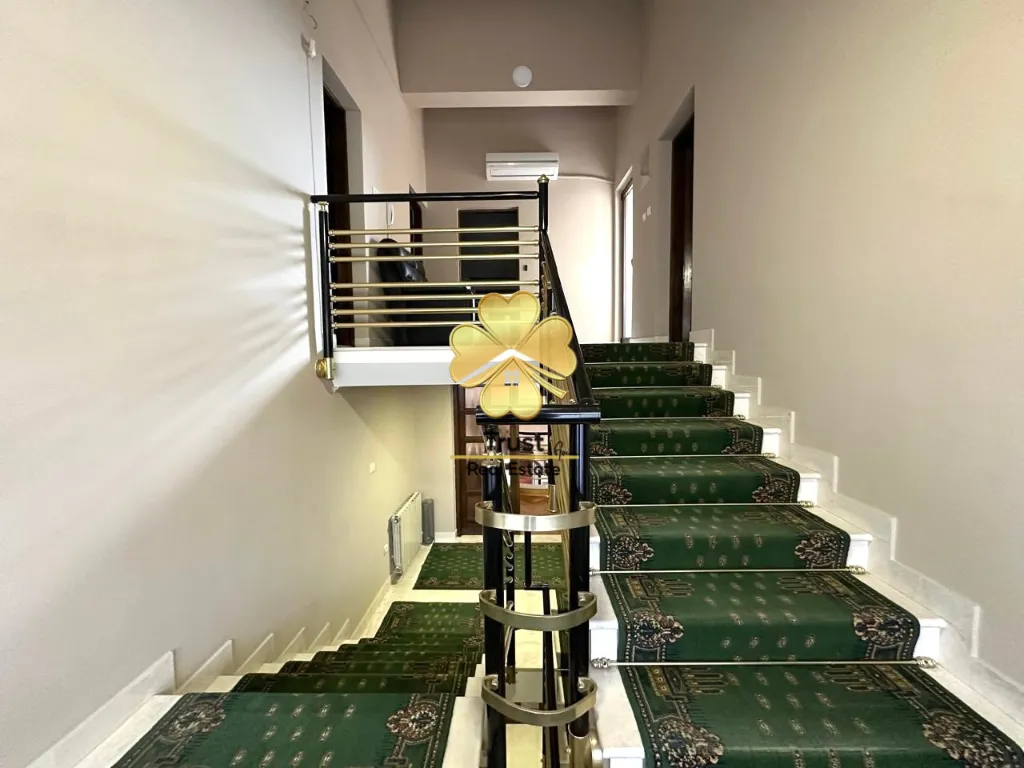 Rent, apartment, 280m², Gorica C, Podgorica