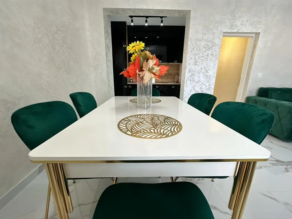 Rent, two bedroom apartment, 81m², Mažina, Tivat
