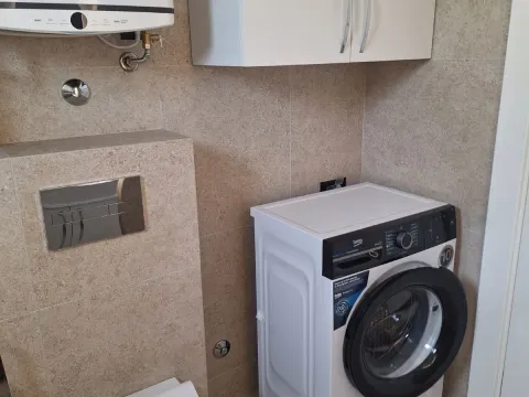 Rent, one bedroom apartment, 41m², Tripovići, Tivat - image 9