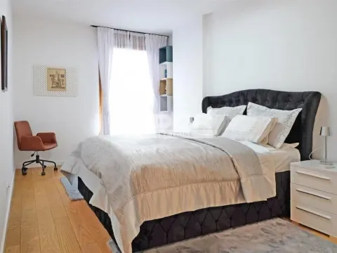 Izdavanje, trosoban stan, 88m², Savski Venac, Beograd - image 10