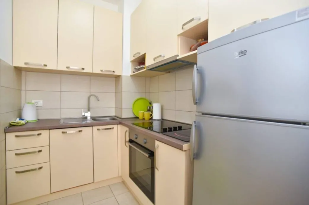 Rent, apartment, 60m², Maslinjak, Budva