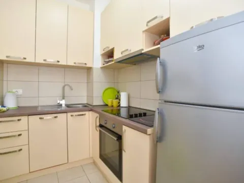 Rent, apartment, 60m², Maslinjak, Budva - image 3