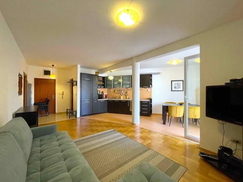 Sale, two bedroom apartment, 91m², Petrovac, Budva
