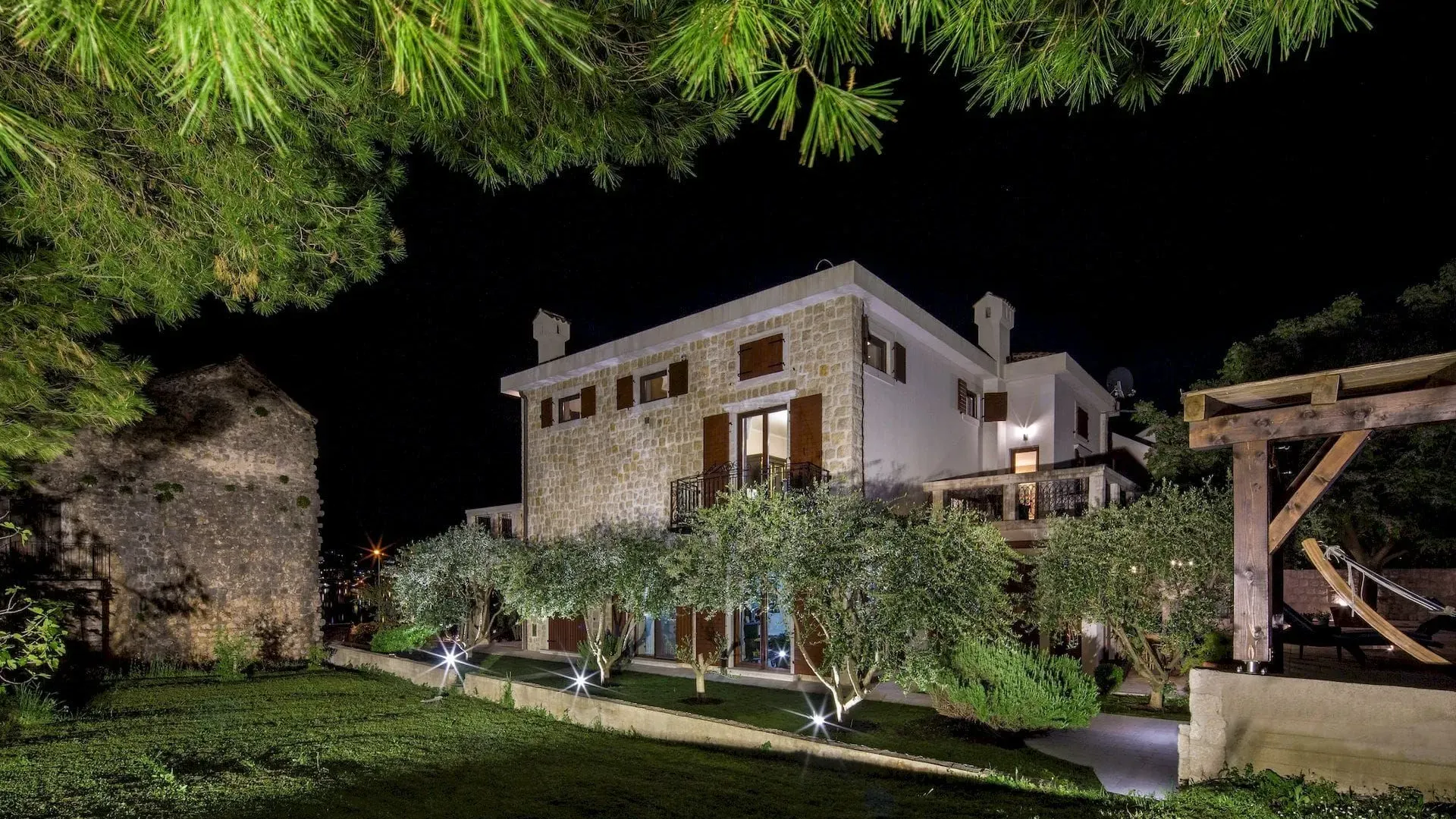 Sale, house, 497m², Prčanj, Kotor