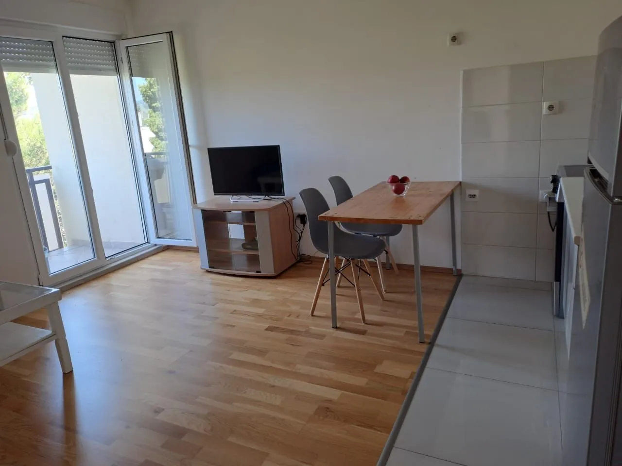 Izdavanje, kuća, 25m², Zabjelo, Podgorica